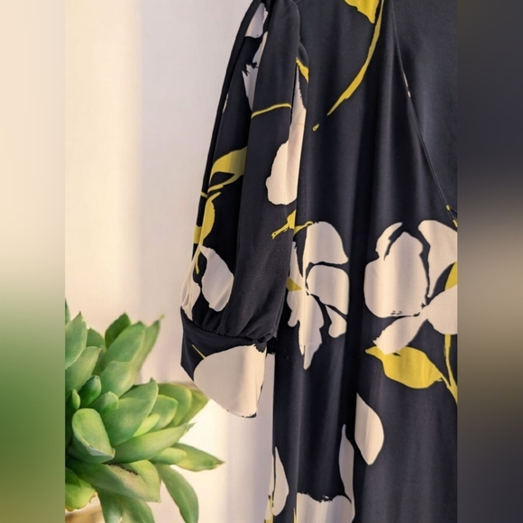 Harper Rose Short Sleeve V-Neck Shift Mini Navy Floral Size 14 Dress EUC - Picture 7 of 12